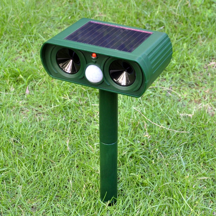 2 PCS Powerful Ultrasonic Solar-powered Animal Repeller With PIR Sensor & Light Sensor, Got the CE / ROHS Certification, 2PCS RC-510