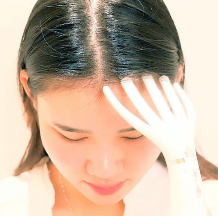 Mini Portable Multifunctional Head Massager Massage Comb, Battery Powered, Battery Powered (Gold)