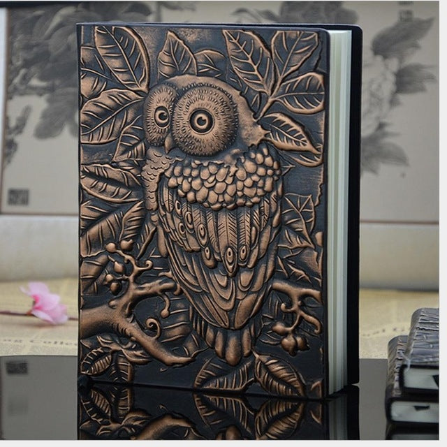01663 Vintage Thick Handmade Leather Carving Owl Sketchbook Journal Cute Notebook Red