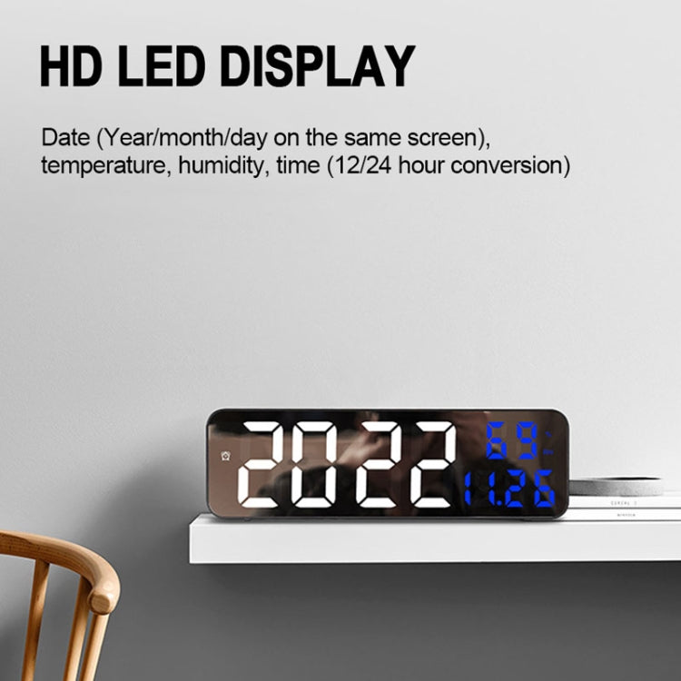 671 Mirror Screen Digital LED Alarm Clock USB Plug-in/Battery Dual-use With Temperature/Humidity Display, 671 (Black Shell White Blue), 671 (Black Shell White Green), 671 (Black Shell White Red)