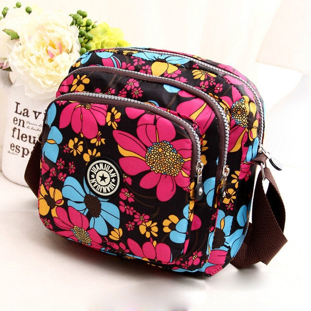 Women Shoulder Bag Waterproof Nylon Handbag Multilayer Crossbody Bag Red flower